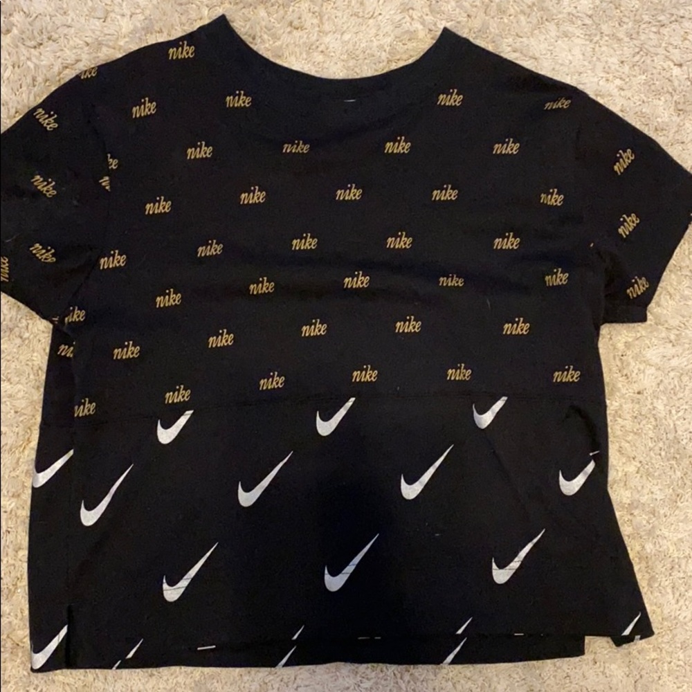 New Nike crop top